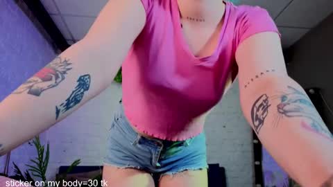 Snapshot of scarlettsparksxx chatting on 05/16/26, 10:36 Scarlett online show from 05/16/26, 10:36