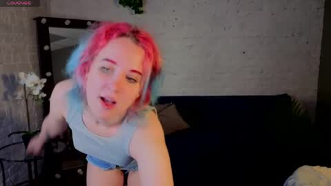 Snapshot of scarlettsparksxx chatting on 05/22/26, 05:58 Scarlett online show from 05/22/26, 05:58