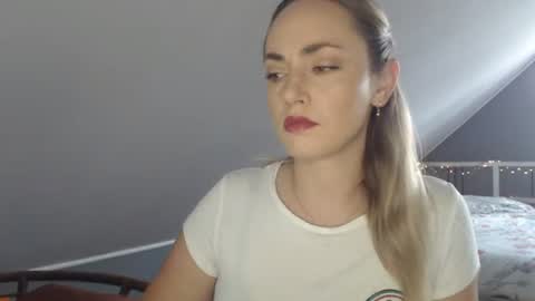 Snapshot of scarlettxblonde chatting on 06/08/26, 06:25 ScarlettxBlonde online show from 06/08/26, 06:25