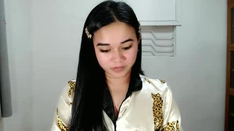 scarletvamp online show from 02/17/25, 12:16