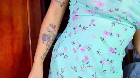 Snapshot of scarlleth_1 chatting on 11/05/25, 12:16 scarllet online show from 11/05/25, 12:16