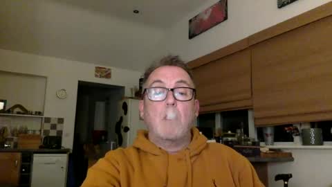 Snapshot of scbiggersballs chatting on 06/15/26, 11:18 scbiggersballs online show from 06/15/26, 11:18