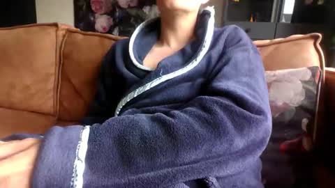 Snapshot of schaakzet chatting on 06/07/26, 09:35 Marcel online show from 06/07/26, 09:35
