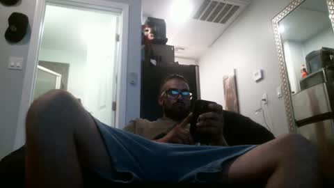 Snapshot of schemin10248 chatting on 09/09/25, 02:33 schemin10248 online show from 09/09/25, 02:33