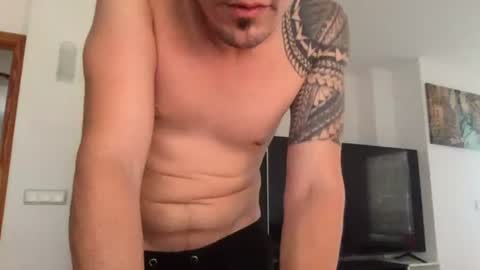 Snapshot of schlankr chatting on 06/14/26, 10:28 Schlankr online show from 06/14/26, 10:28