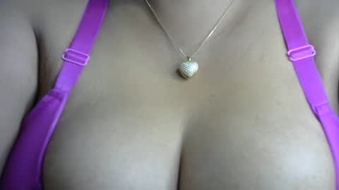 mai latina online show from 01/01/25, 11:40
