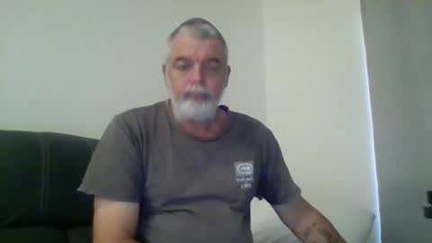 Snapshot of schooner73 chatting on 12/27/24, 11:10 Schooner73 online show from 12/27/24, 11:10