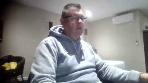 Scoobs online show from 10/14/25, 10:27