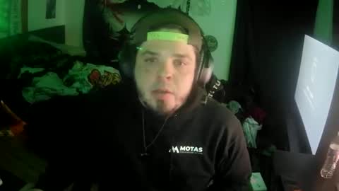 scoobysnaxxxxx online show from 12/15/25, 10:08