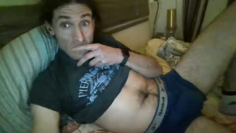 Snapshot of scorkjui chatting on 12/30/24, 04:19 bossstjan online show from 12/30/24, 04:19