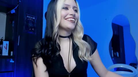 Snapshot of scorpiogoddesss chatting on 03/17/26, 11:08 Goddess online show from 03/17/26, 11:08