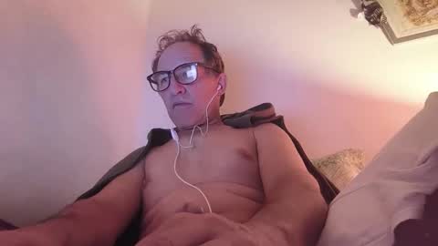 scotchwhieskie online show from 05/10/26, 10:15