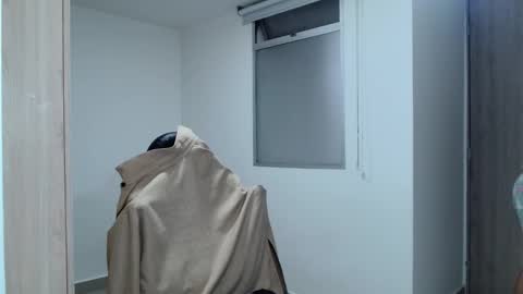 Twitter Scott brasher1 Instagram Camiloestuardo2 online show from 01/03/25, 10:29