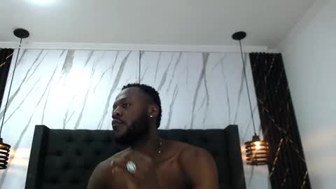 Snapshot of scottdamar chatting on 11/17/25, 07:19 Damar online show from 11/17/25, 07:19