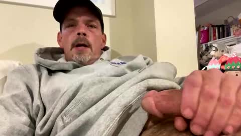 Snapshot of scottj603603 chatting on 11/12/25, 10:30 scottj603603 online show from 11/12/25, 10:30