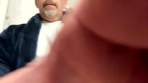 Snapshot of scottj603603 chatting on 11/24/25, 10:26 scottj603603 online show from 11/24/25, 10:26