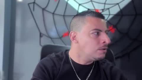 Snapshot of scotty_music chatting on 11/03/25, 12:28 Ricardo online show from 11/03/25, 12:28