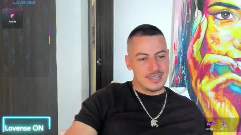 Snapshot of scotty_music chatting on 11/08/25, 04:51 Ricardo online show from 11/08/25, 04:51