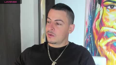 Snapshot of scotty_music chatting on 11/27/25, 01:46 Ricardo online show from 11/27/25, 01:46