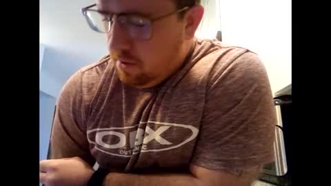 Snapshot of scottyknows101 chatting on 10/28/25, 02:53 scottyknows101 online show from 10/28/25, 02:53