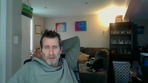 Snapshot of scroach11 chatting on 01/23/25, 06:45 GettOffMyLawn online show from 01/23/25, 06:45