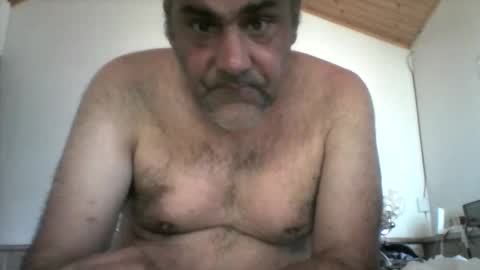 scubi007 online show from 09/29/25, 11:37