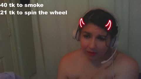 Snapshot of scumbagsmith chatting on 10/12/25, 05:06 Danni online show from 10/12/25, 05:06