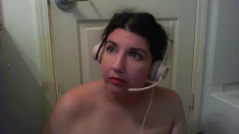 Snapshot of scumbagsmith chatting on 10/15/25, 12:27 Danni online show from 10/15/25, 12:27