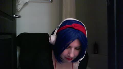 Danni online show from 12/18/25, 03:45