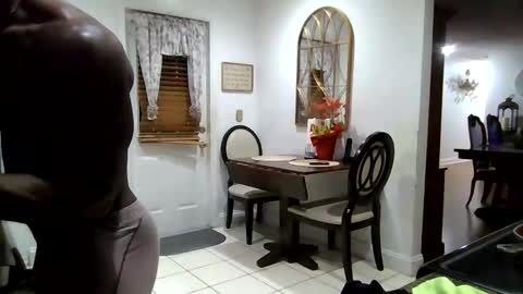 Snapshot of sdawg2xx chatting on 02/23/26, 03:48 sdawg2xx online show from 02/23/26, 03:48