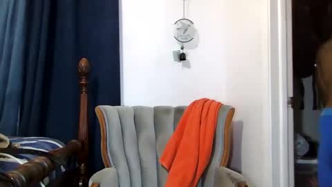 Snapshot of sdawg2xx chatting on 04/07/26, 01:06 sdawg2xx online show from 04/07/26, 01:06