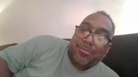 sdblkmale2131 online show from 09/09/25, 10:20