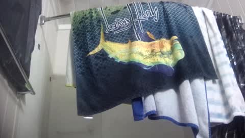 Snapshot of sdraftt45 chatting on 10/10/25, 06:45 Arin online show from 10/10/25, 06:45