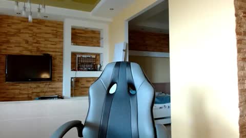 Snapshot of sea_cocktail chatting on 09/27/25, 09:03 Elizabeth online show from 09/27/25, 09:03