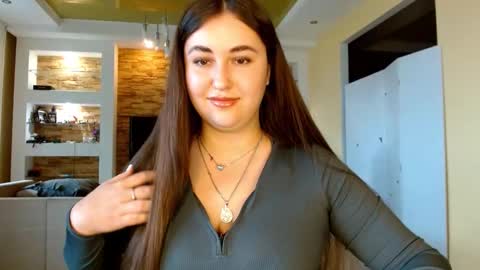 Snapshot of sea_cocktail chatting on 10/17/25, 08:06 Elizabeth online show from 10/17/25, 08:06