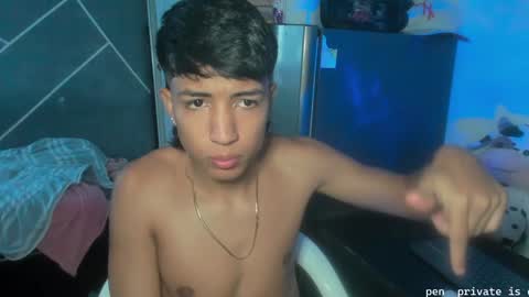 Snapshot of sean_scoth2 chatting on 12/21/24, 06:23 Sean Scoth online show from 12/21/24, 06:23