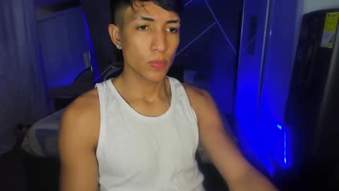 Snapshot of sean_scoth2 chatting on 02/22/25, 06:17 Sean Scoth online show from 02/22/25, 06:17