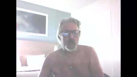 seantheflyer online show from 09/08/25, 08:30