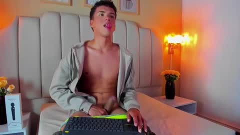 Sean online show from 10/11/25, 04:22