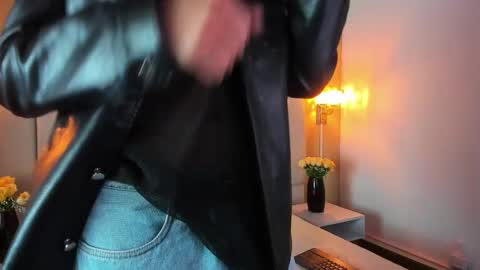 Sean online show from 10/14/25, 05:08