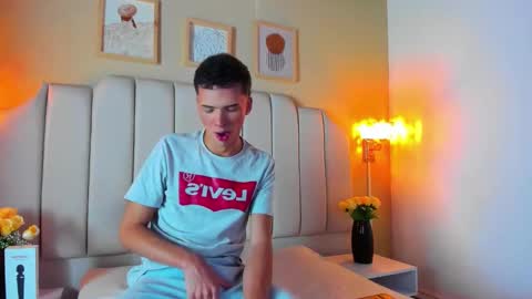 Sean online show from 10/24/25, 04:20