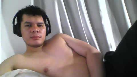 Snapshot of seb5759 chatting on 04/19/26, 04:34 seb5759 online show from 04/19/26, 04:34