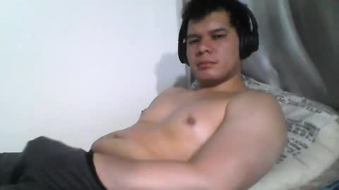 Snapshot of seb5759 chatting on 05/23/26, 07:02 seb5759 online show from 05/23/26, 07:02