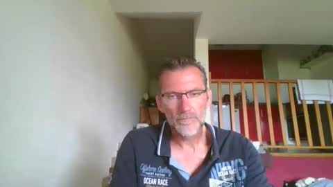 Snapshot of seb846894 chatting on 04/28/26, 02:11 seb846894 online show from 04/28/26, 02:11