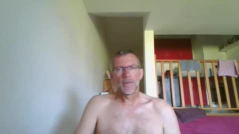 Snapshot of seb846894 chatting on 05/28/26, 07:16 seb846894 online show from 05/28/26, 07:16