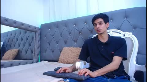 sebalexis7 online show from 10/03/25, 03:14