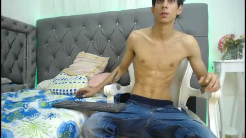 sebalexis7 online show from 10/10/25, 04:11