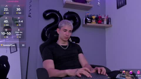 Snapshot of sebas__23 chatting on 12/20/24, 11:16 Sebastin online show from 12/20/24, 11:16