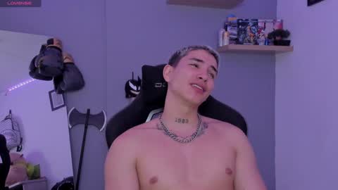 Snapshot of sebas__23 chatting on 01/11/25, 04:38 Sebastin online show from 01/11/25, 04:38