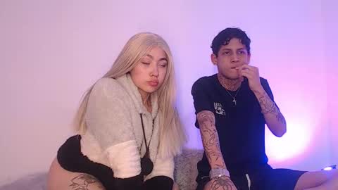 Snapshot of sebas_and_mila chatting on 09/28/25, 02:39 CAMILA Y SEBASTIAN online show from 09/28/25, 02:39